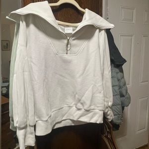Varley Half Zip Pullover - Size Small